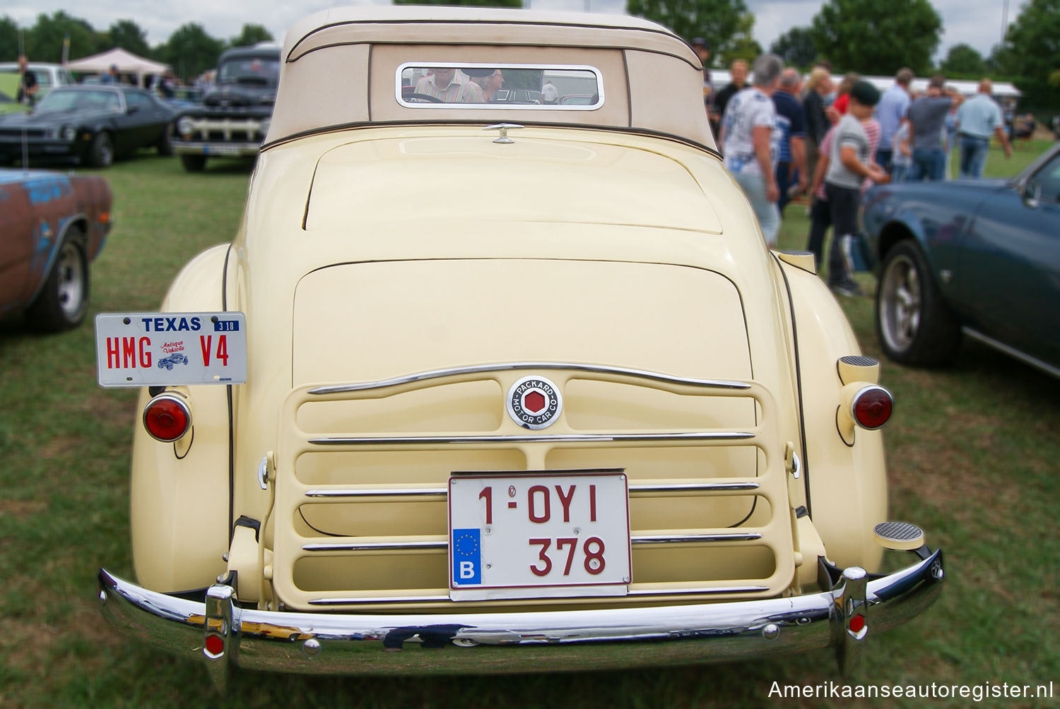 Packard One-Twenty uit 1936