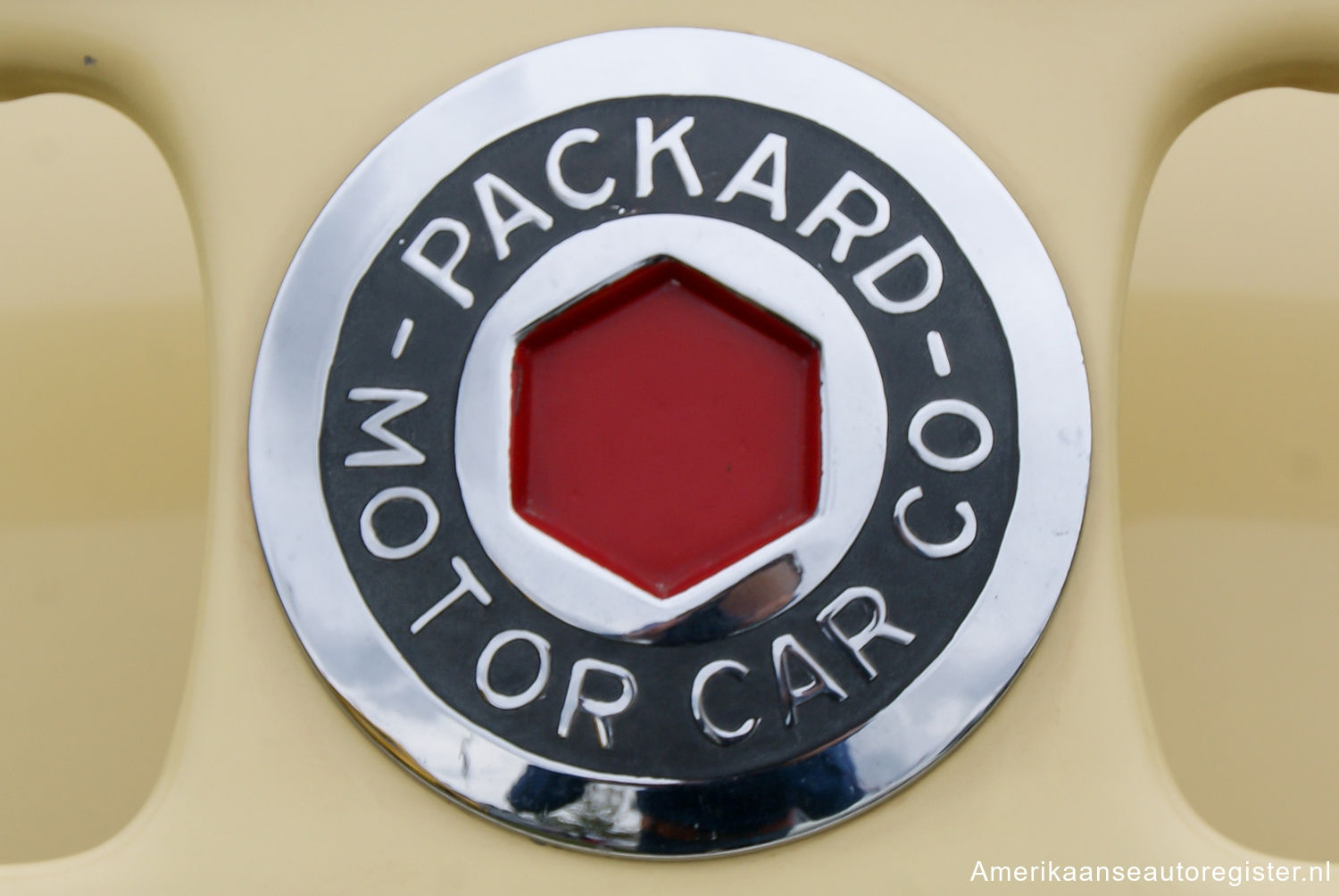 Packard One-Twenty uit 1936