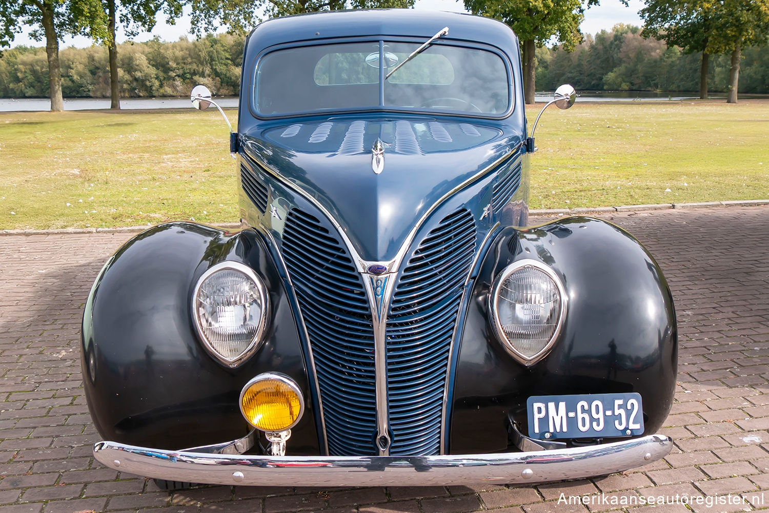 Ford V-8 uit 1938