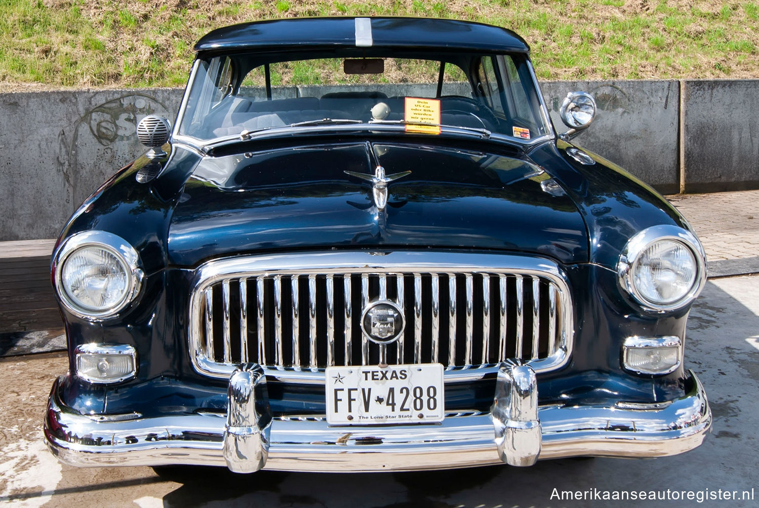 Nash Ambassador uit 1952