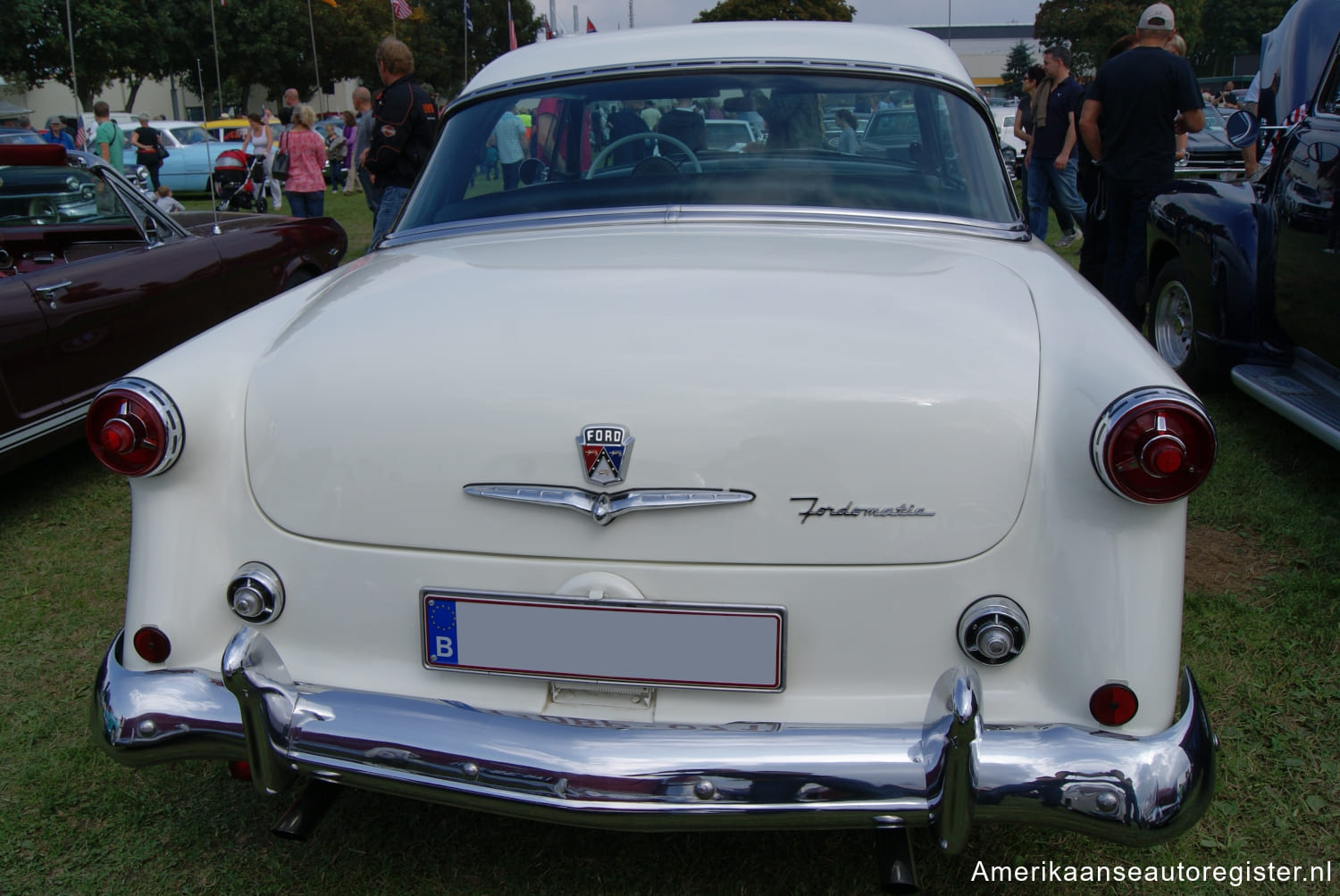 Ford Crestline uit 1954