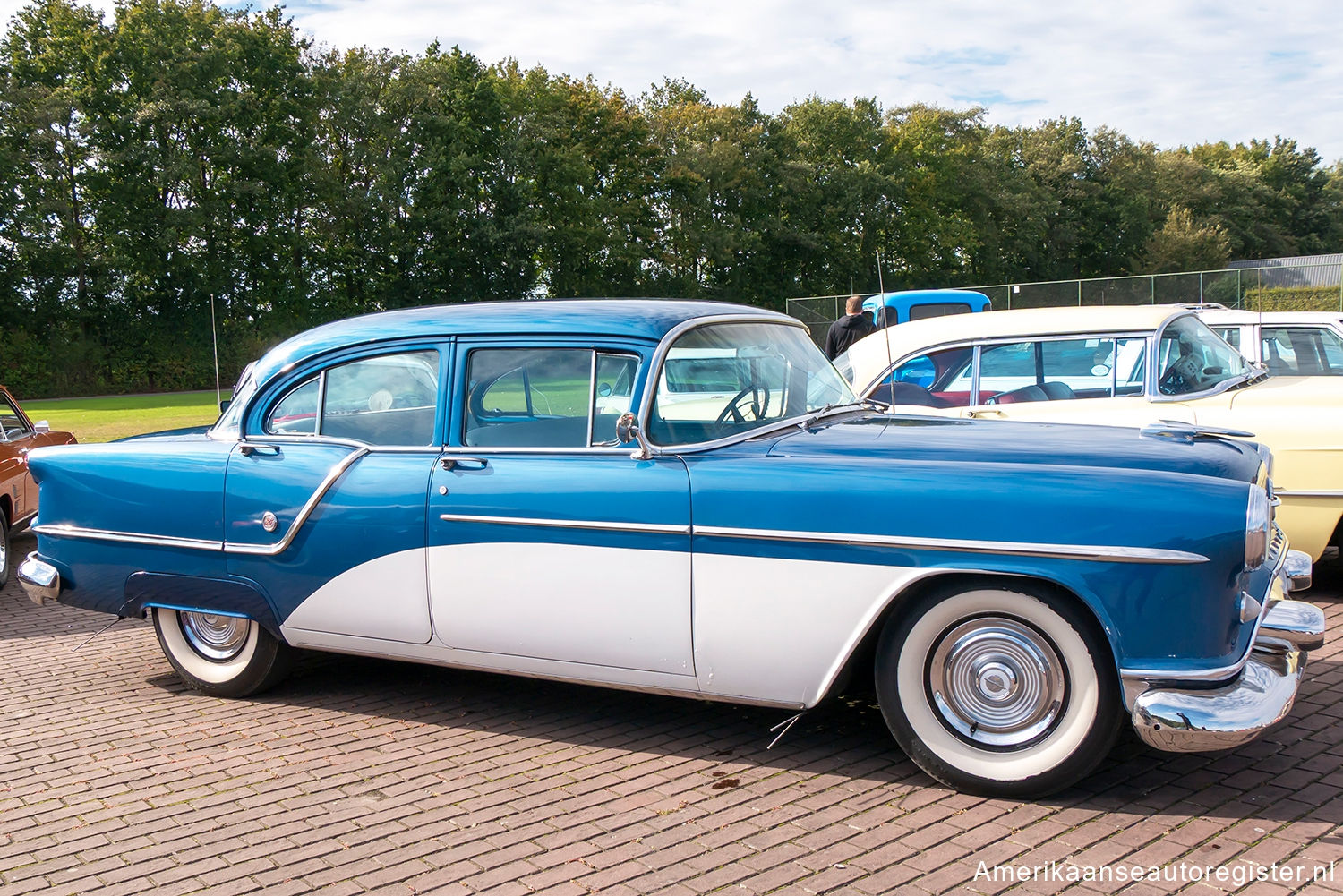 Oldsmobile 88 uit 1954