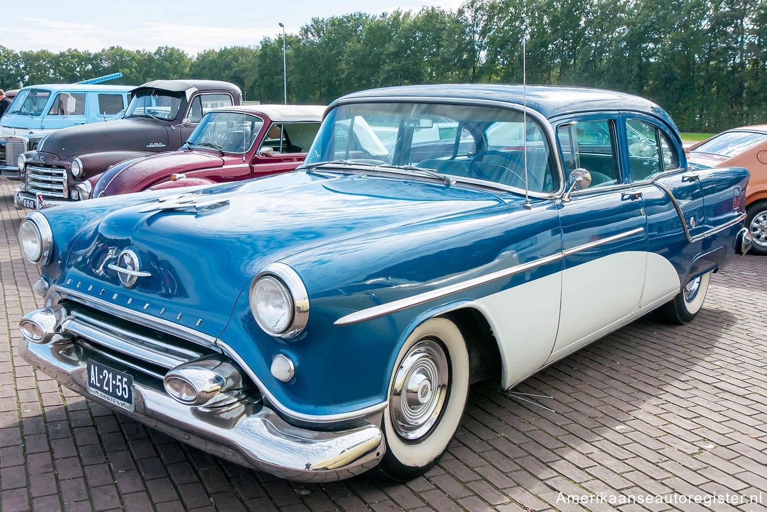Oldsmobile 88 uit 1954