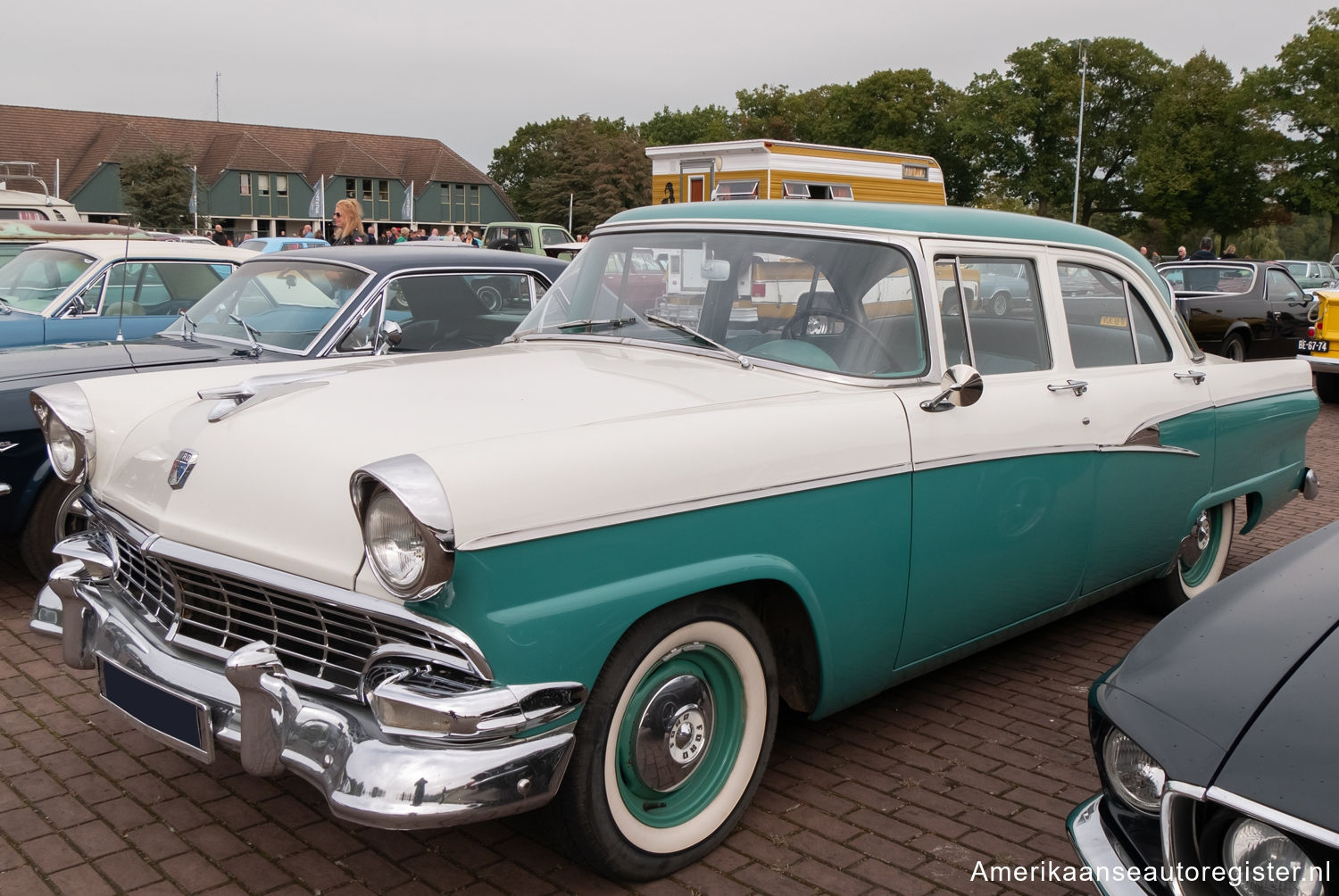 Ford Customline uit 1956