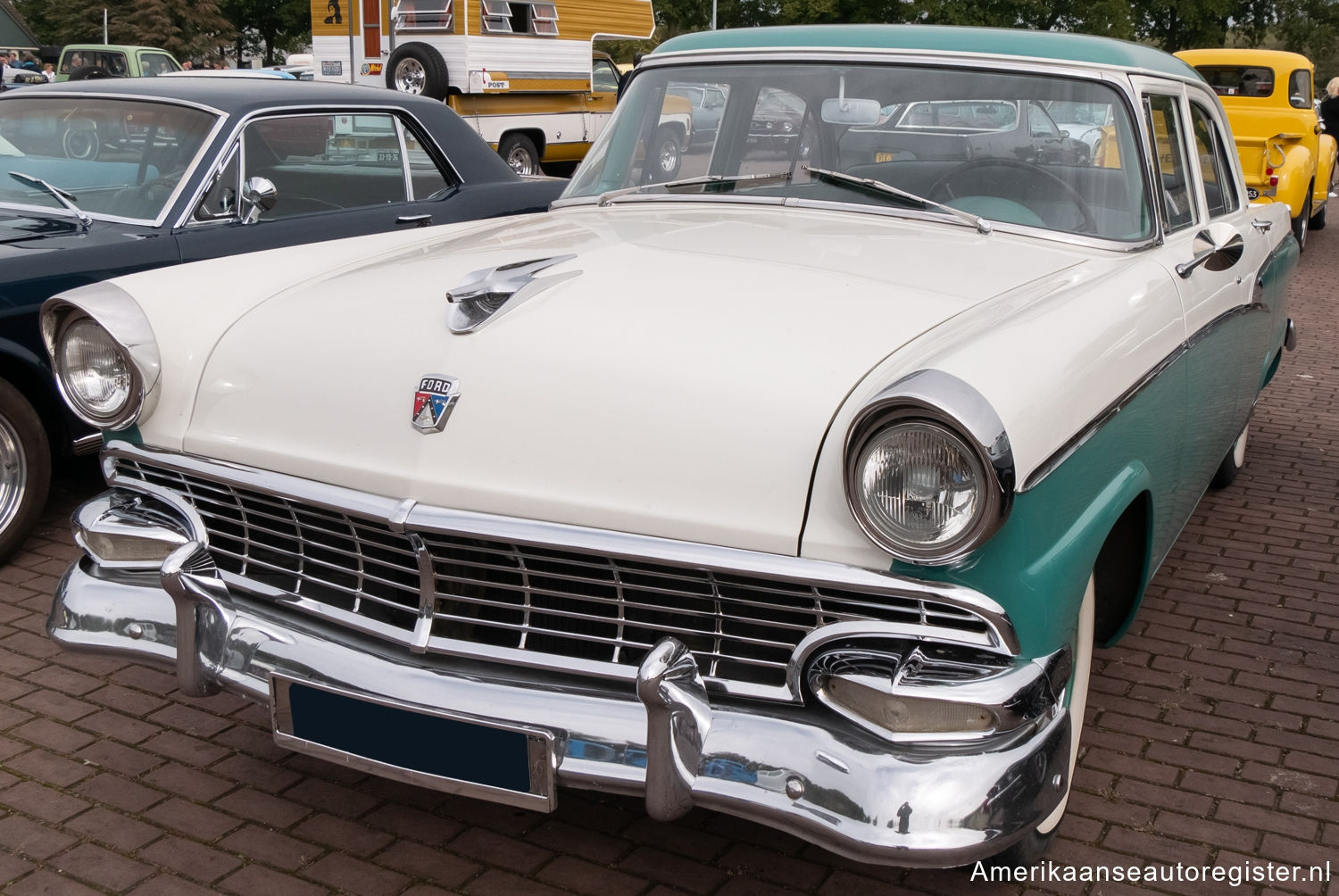 Ford Customline uit 1956