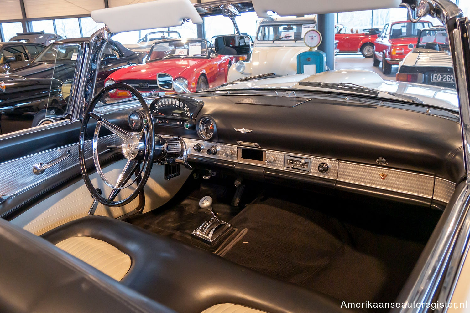 Ford Thunderbird uit 1956
