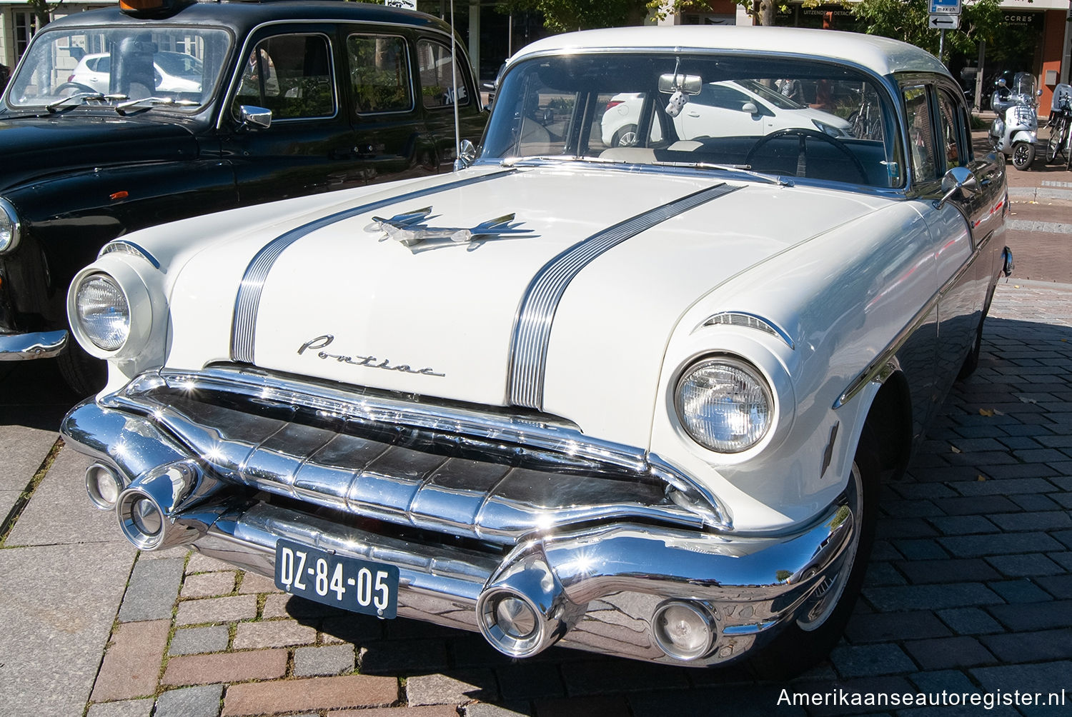 Pontiac Chieftain uit 1956