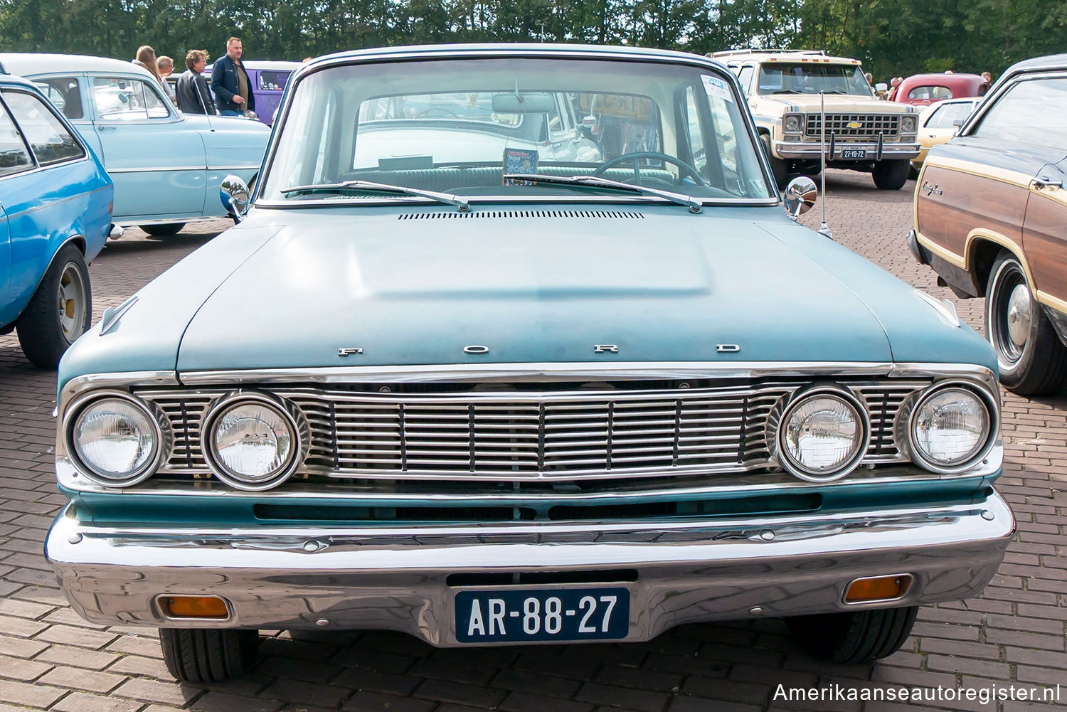 Ford Fairlane uit 1964