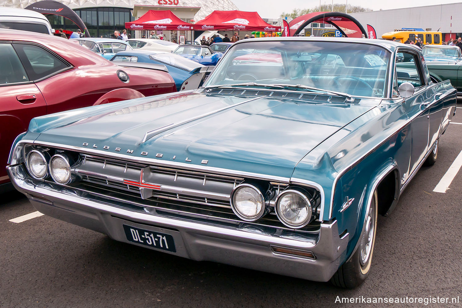 Oldsmobile Ninety-Eight uit 1964