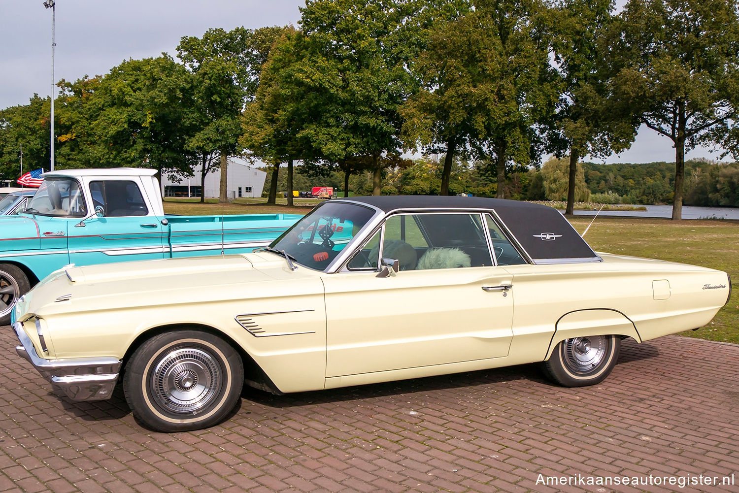 Ford Thunderbird uit 1965