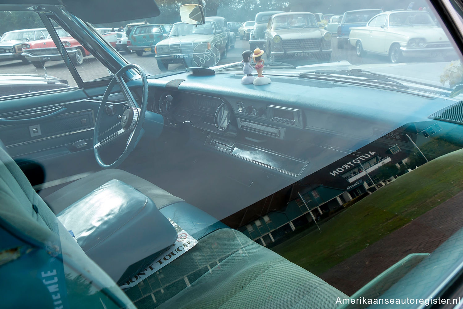 Cadillac DeVille uit 1966
