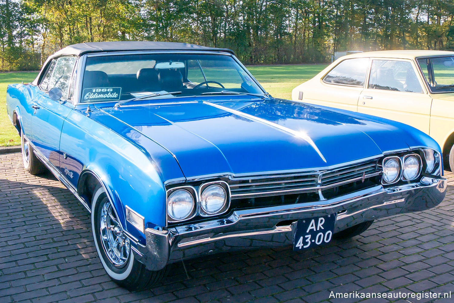 Oldsmobile 88 uit 1966
