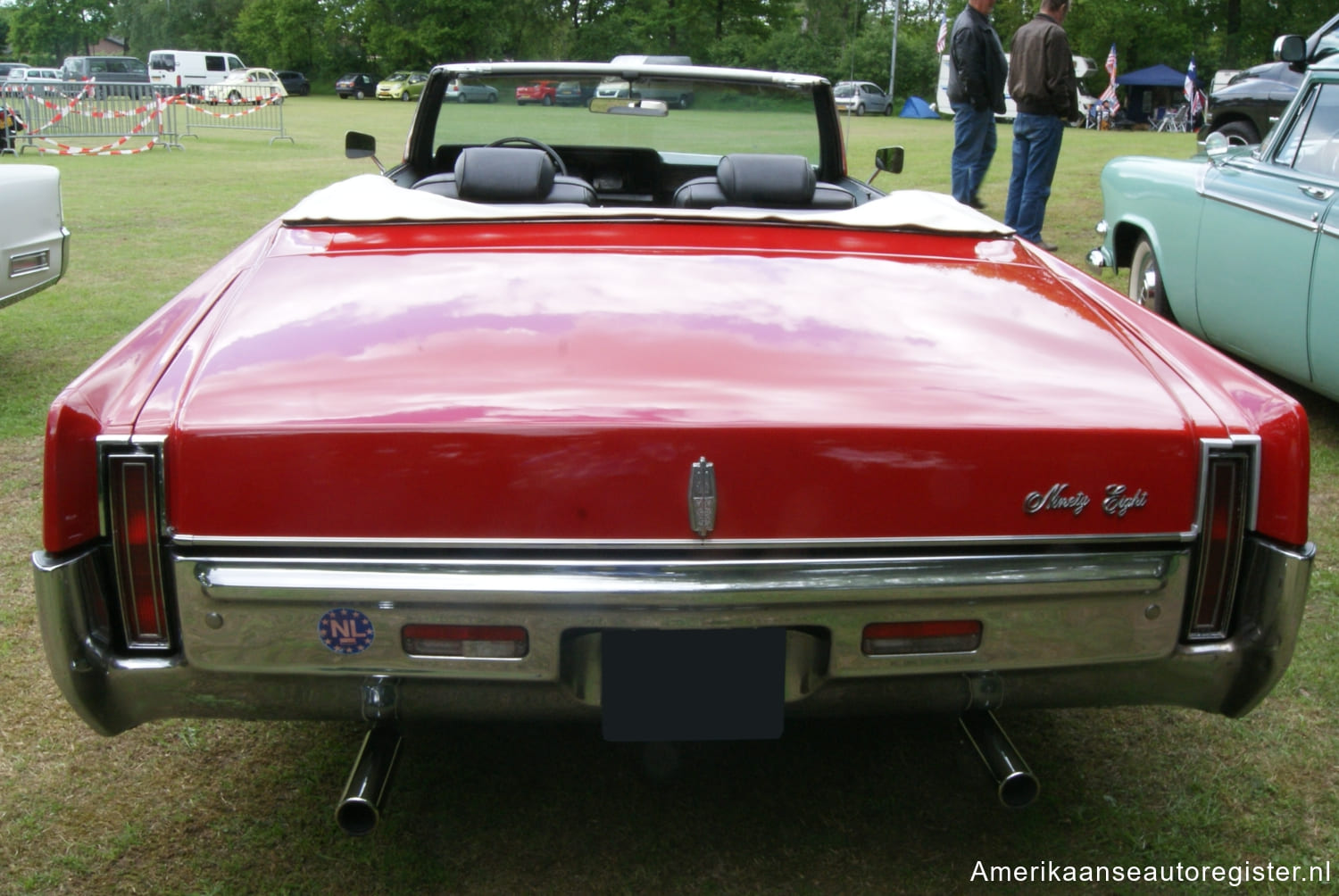 Oldsmobile Ninety-Eight uit 1969