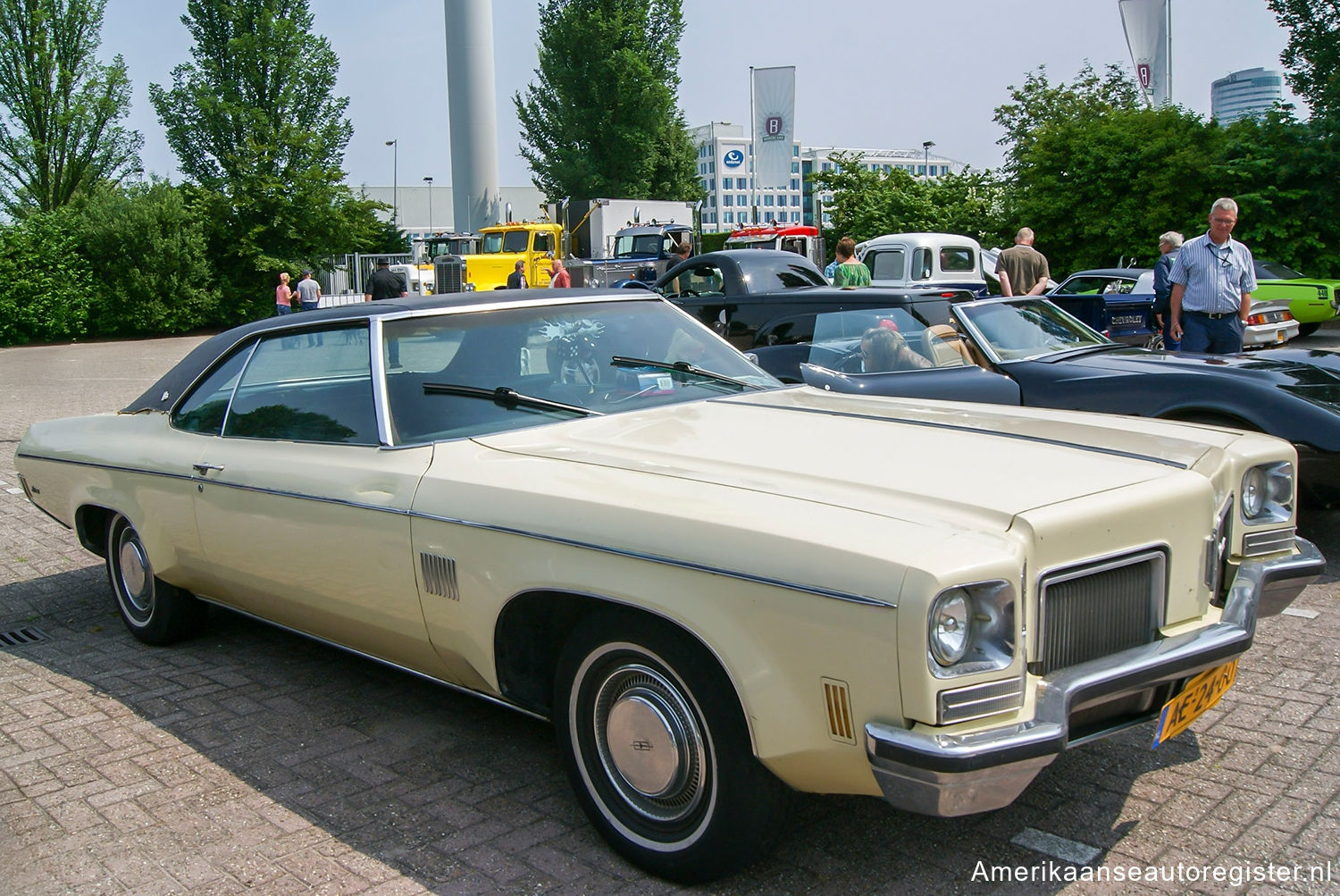 Oldsmobile 88 uit 1972