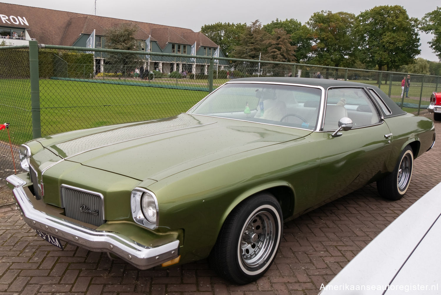 Oldsmobile Cutlass uit 1973