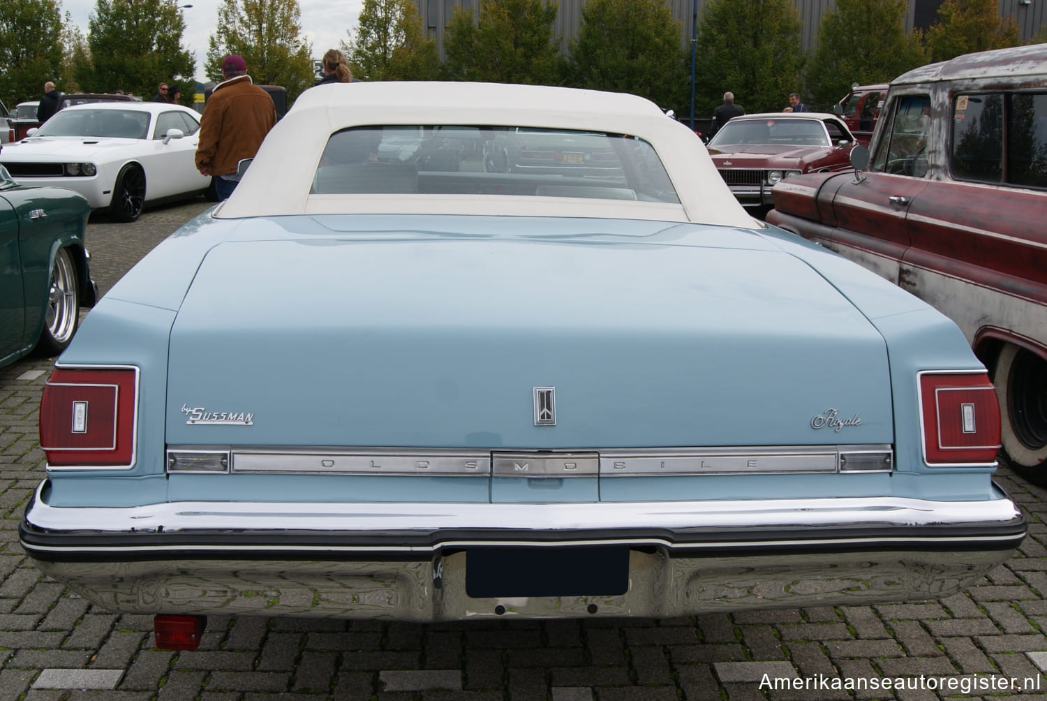 Oldsmobile 88 uit 1975