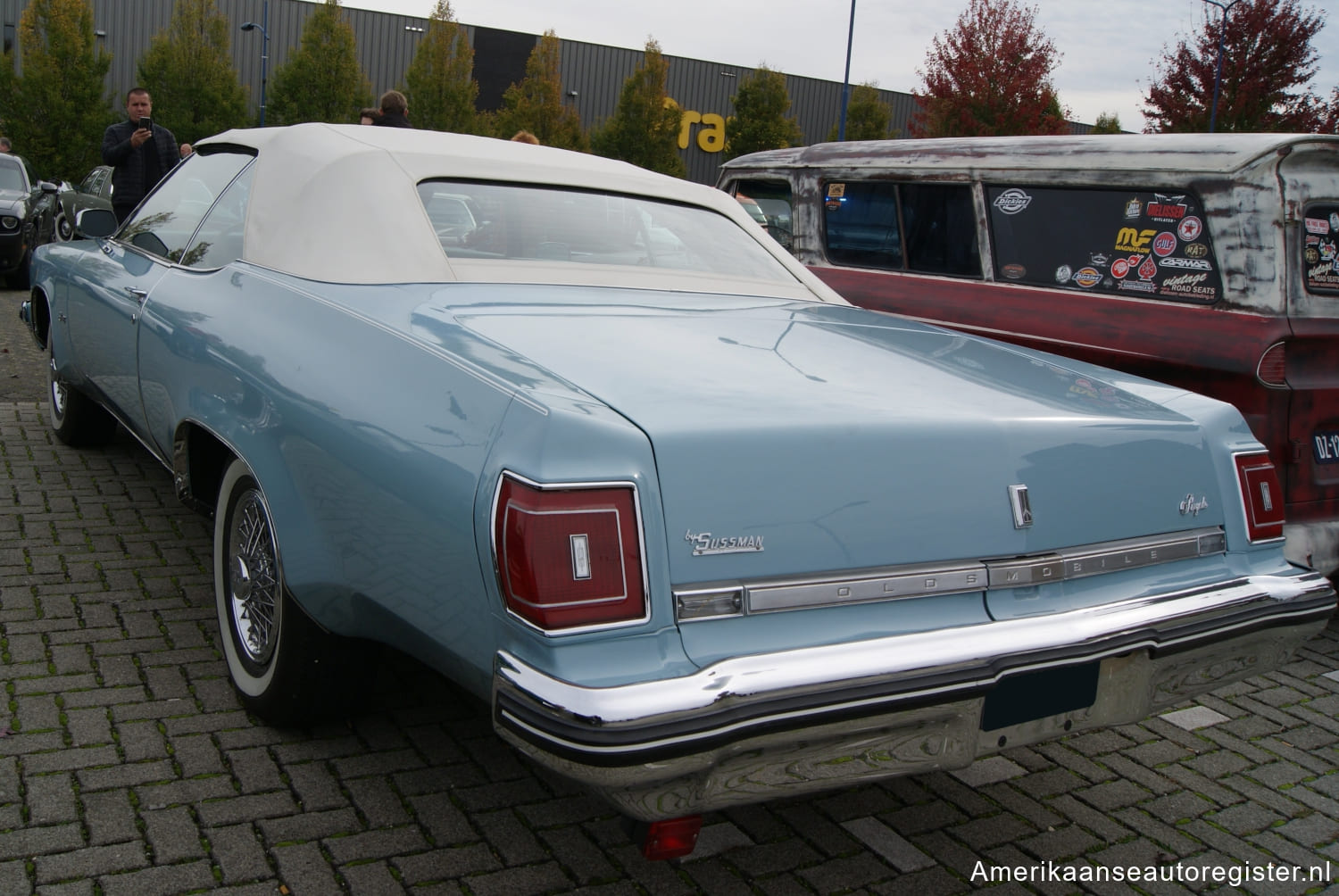 Oldsmobile 88 uit 1975