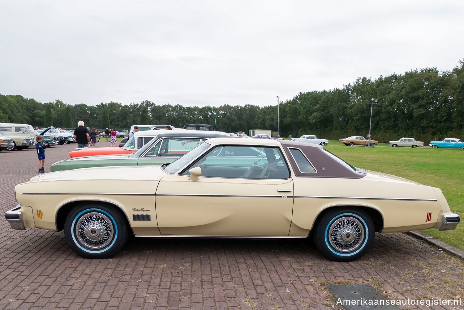 Oldsmobile Cutlass uit 1975