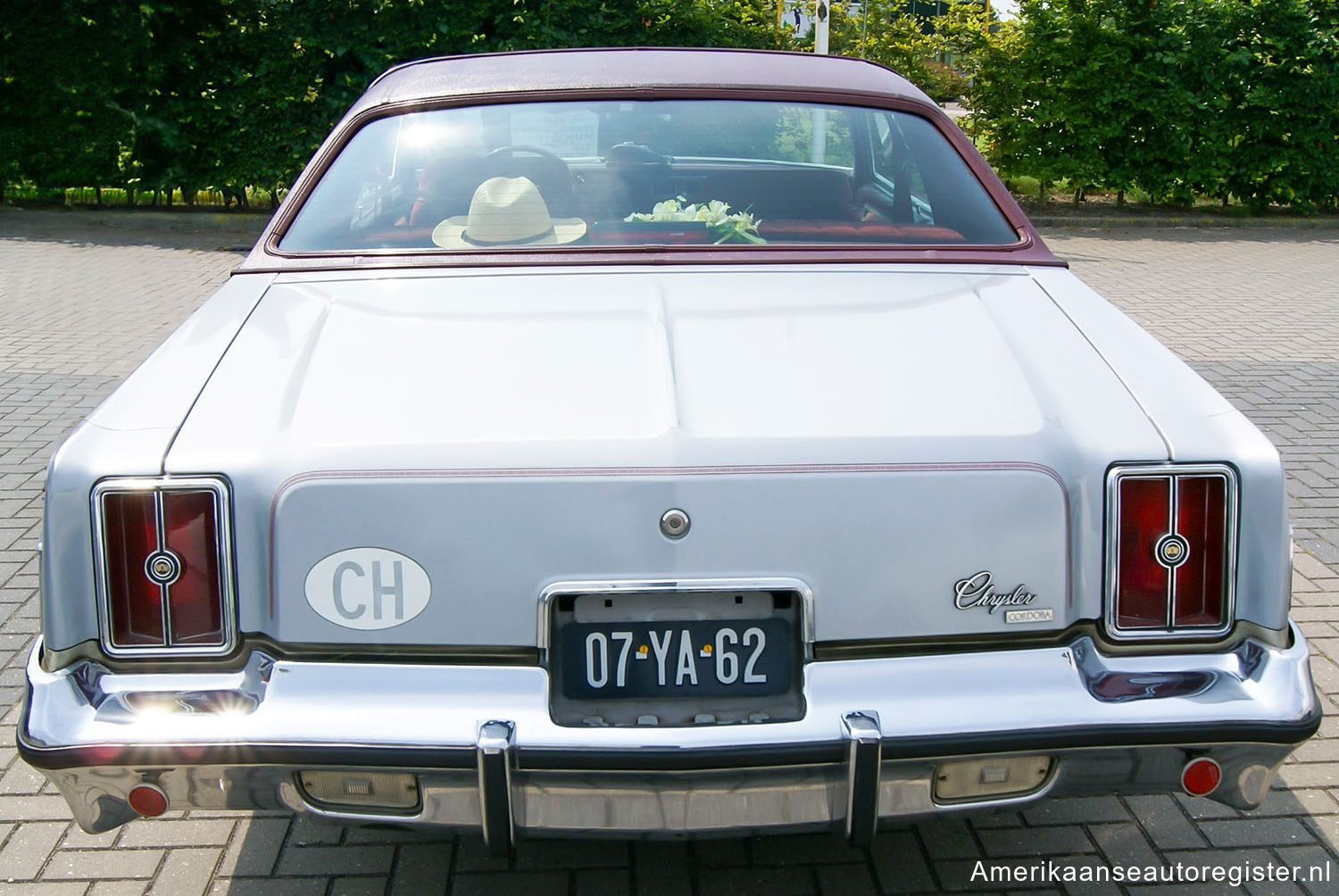 Chrysler Cordoba uit 1976