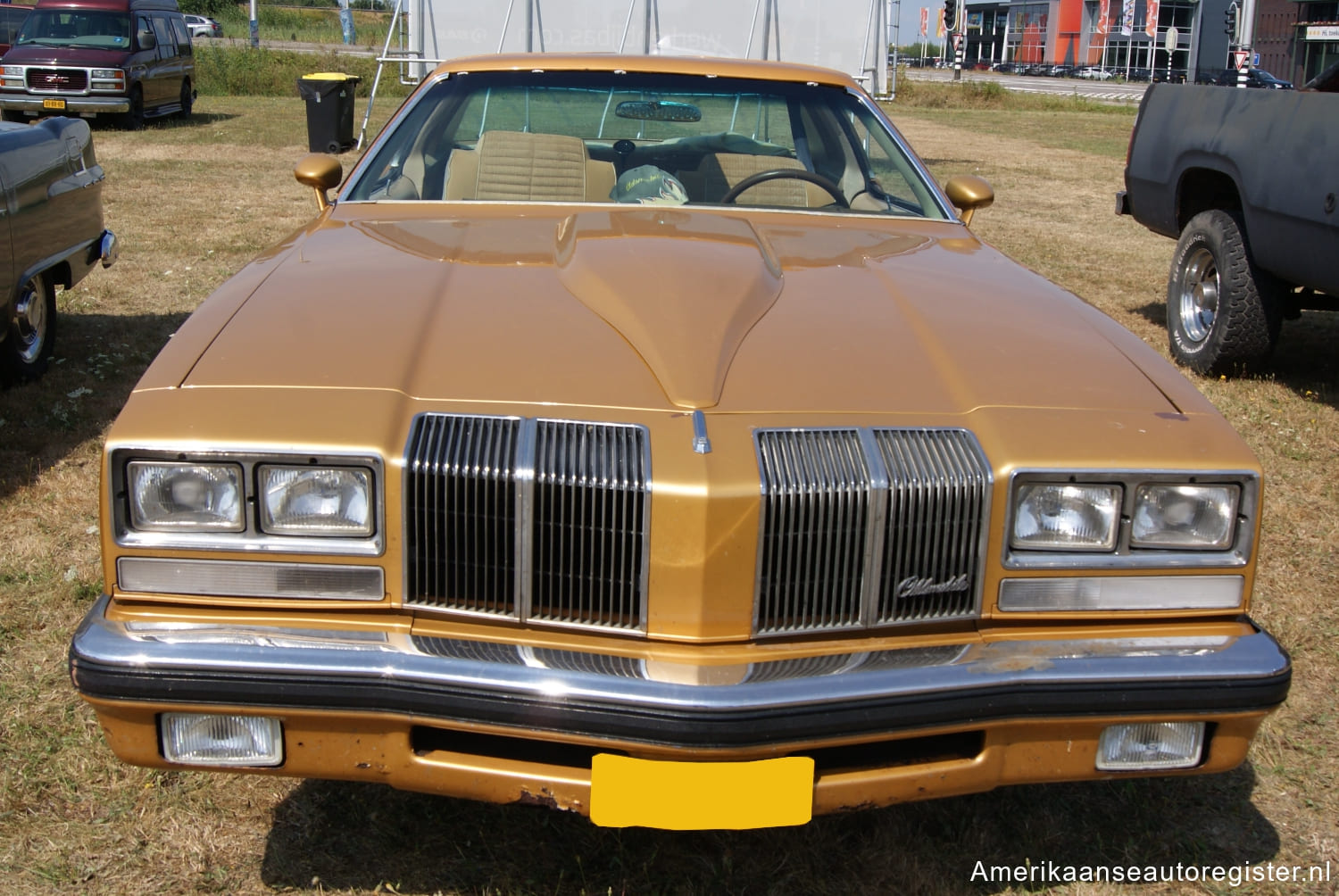 Oldsmobile Cutlass uit 1976