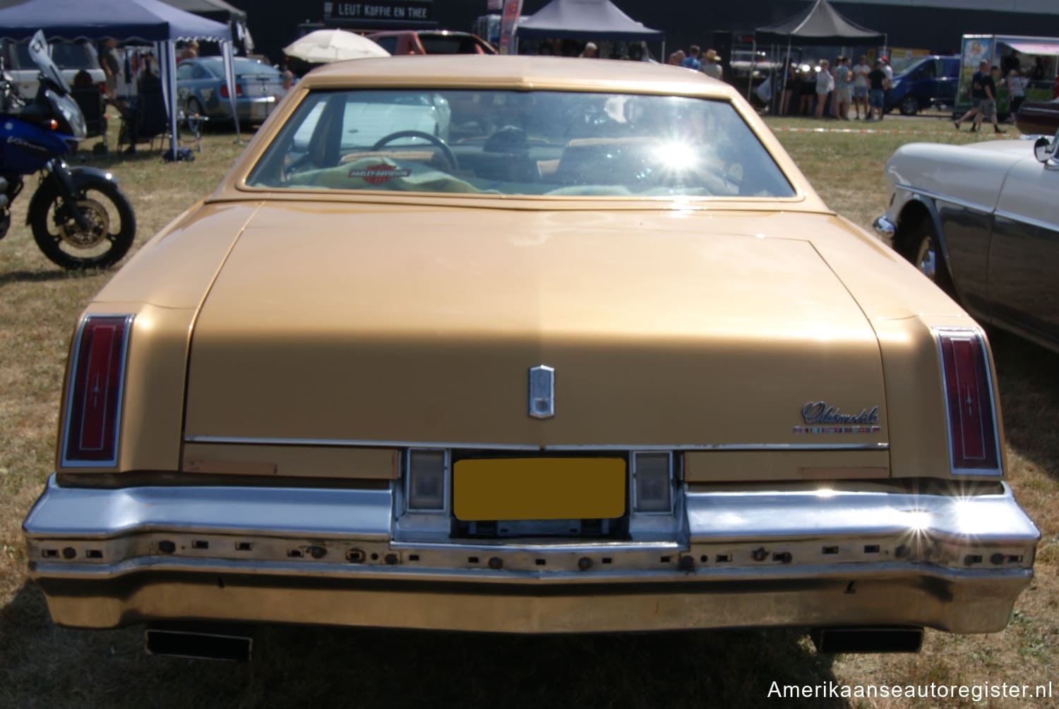 Oldsmobile Cutlass uit 1976