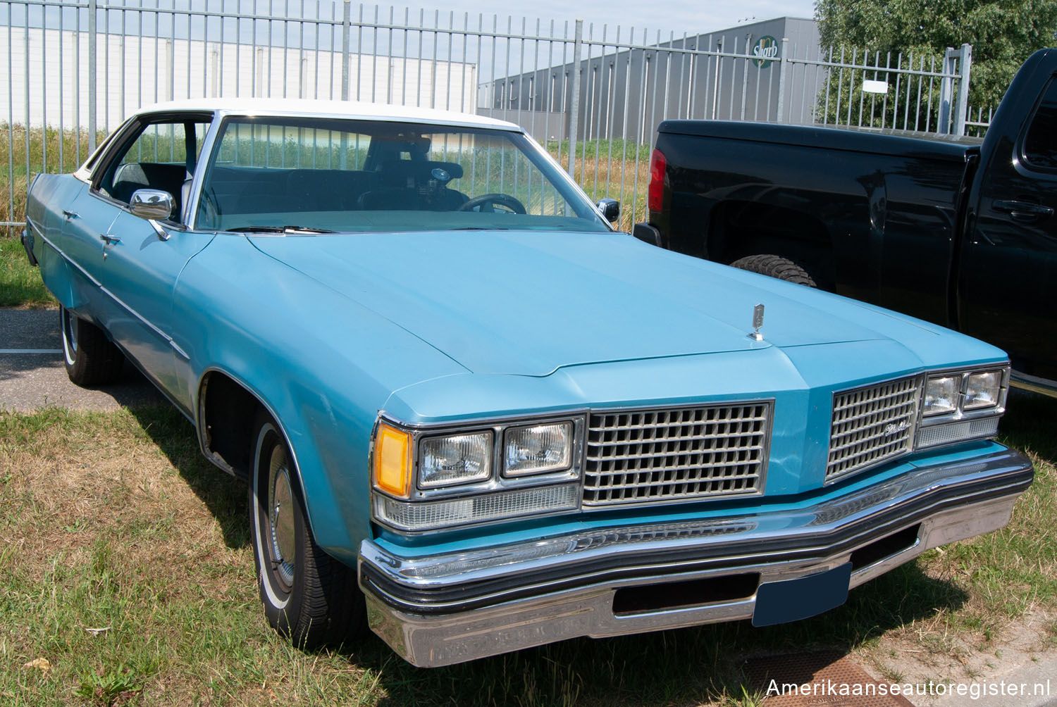 Oldsmobile Ninety-Eight uit 1976