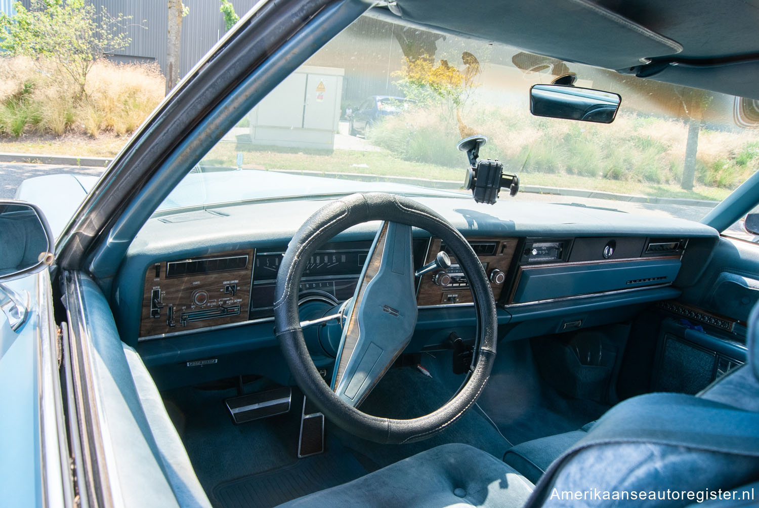 Oldsmobile Ninety-Eight uit 1976