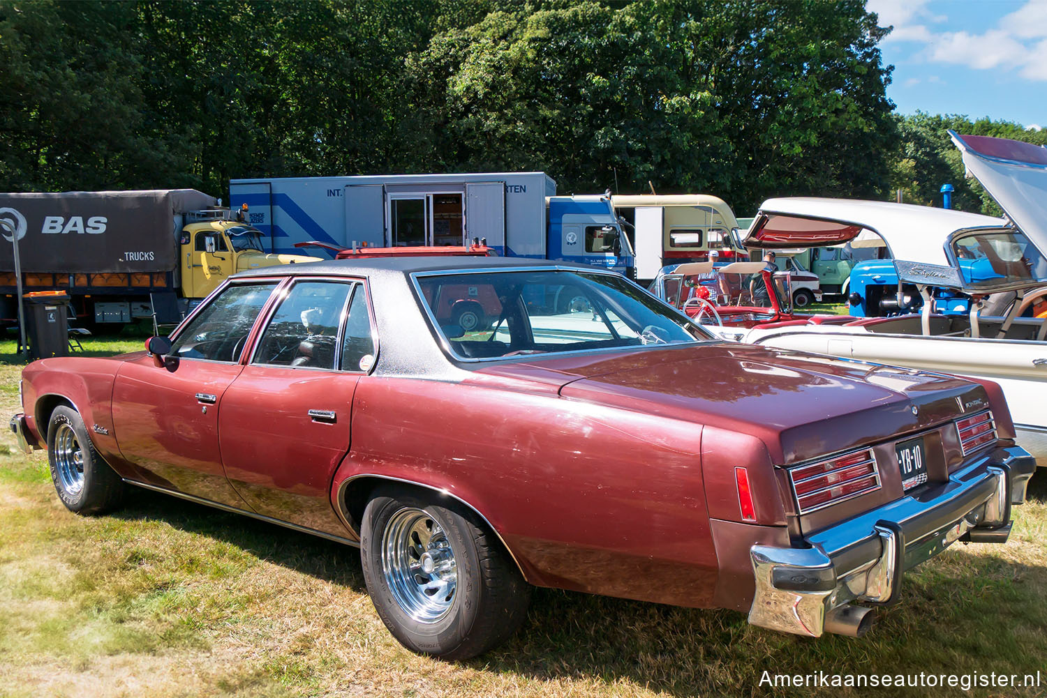 Pontiac Catalina uit 1976