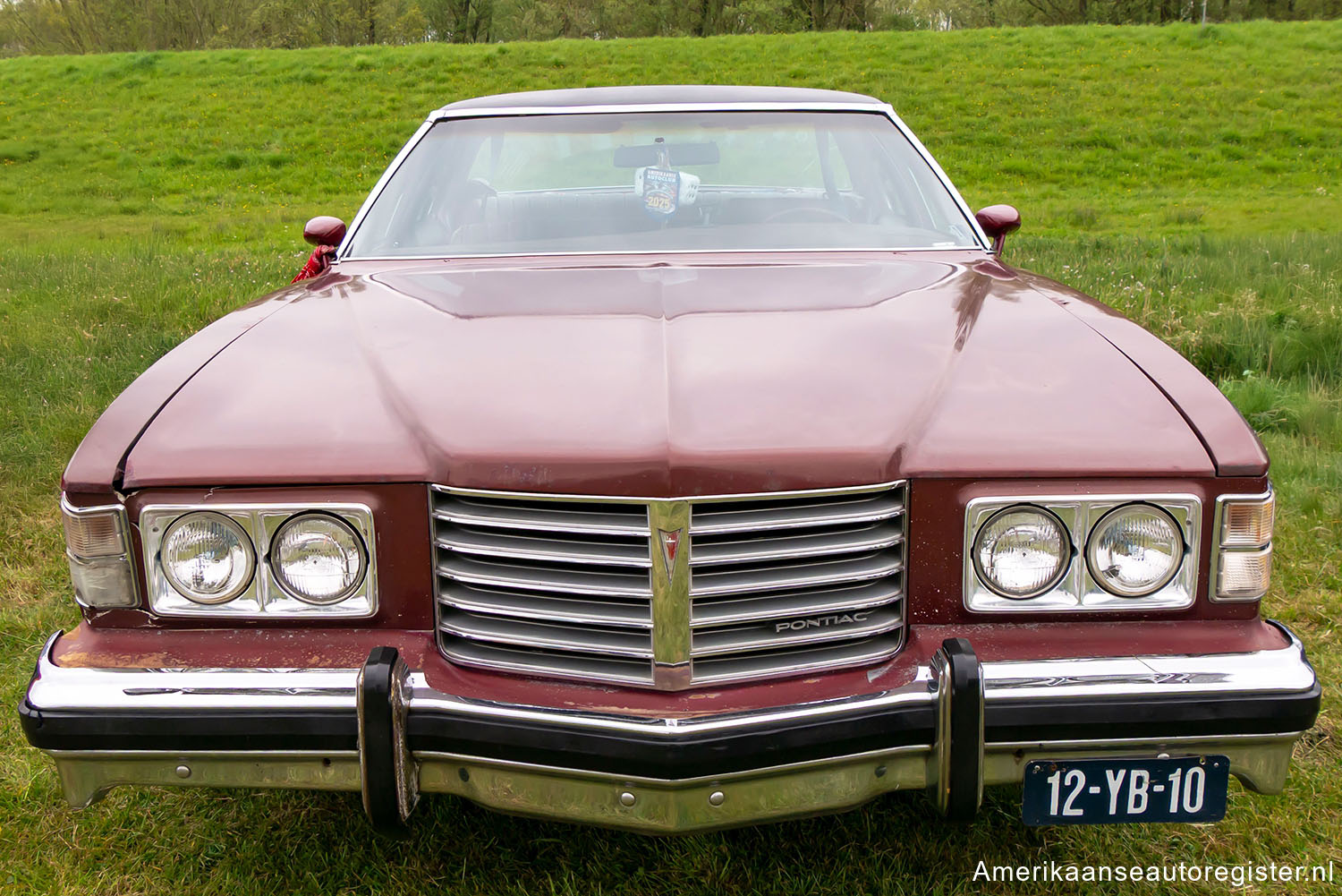 Pontiac Catalina uit 1976