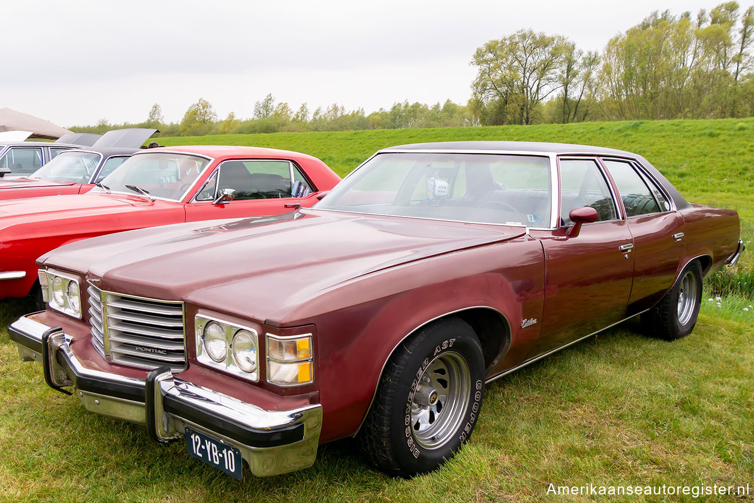 Pontiac Catalina uit 1976