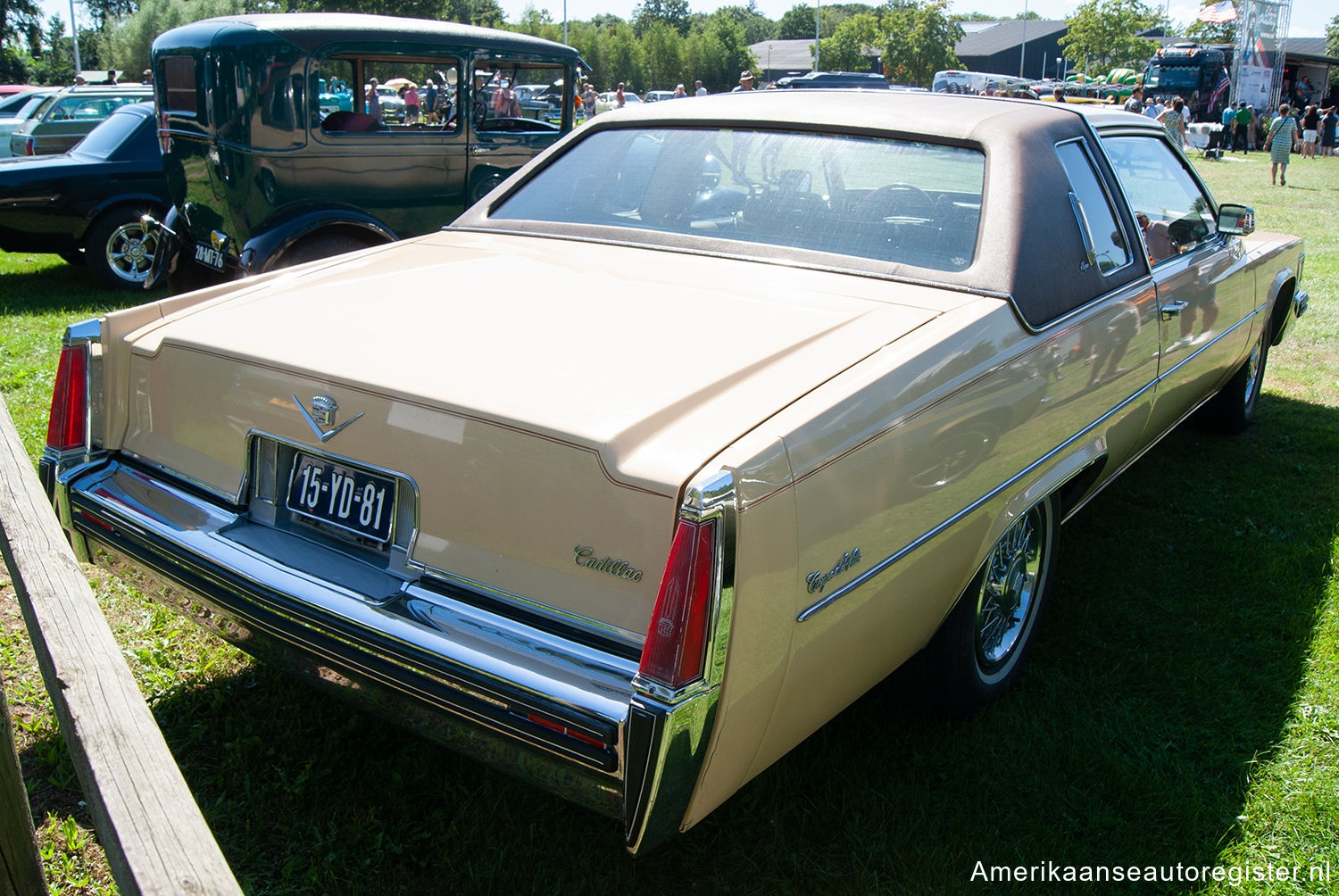 Cadillac DeVille uit 1977