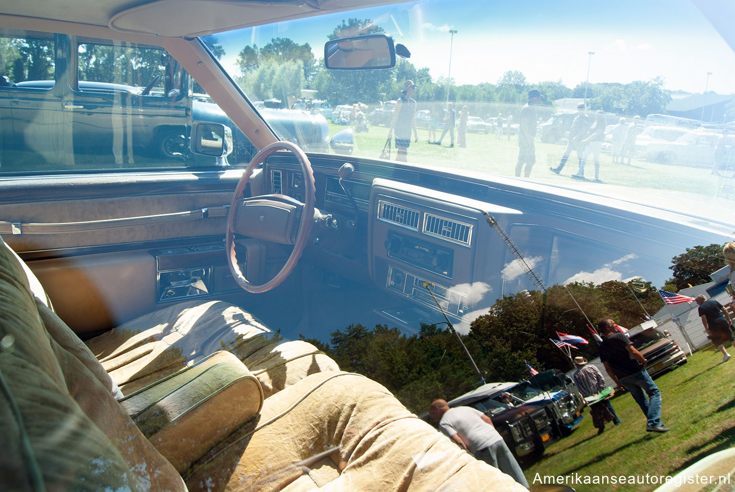 Cadillac DeVille uit 1977