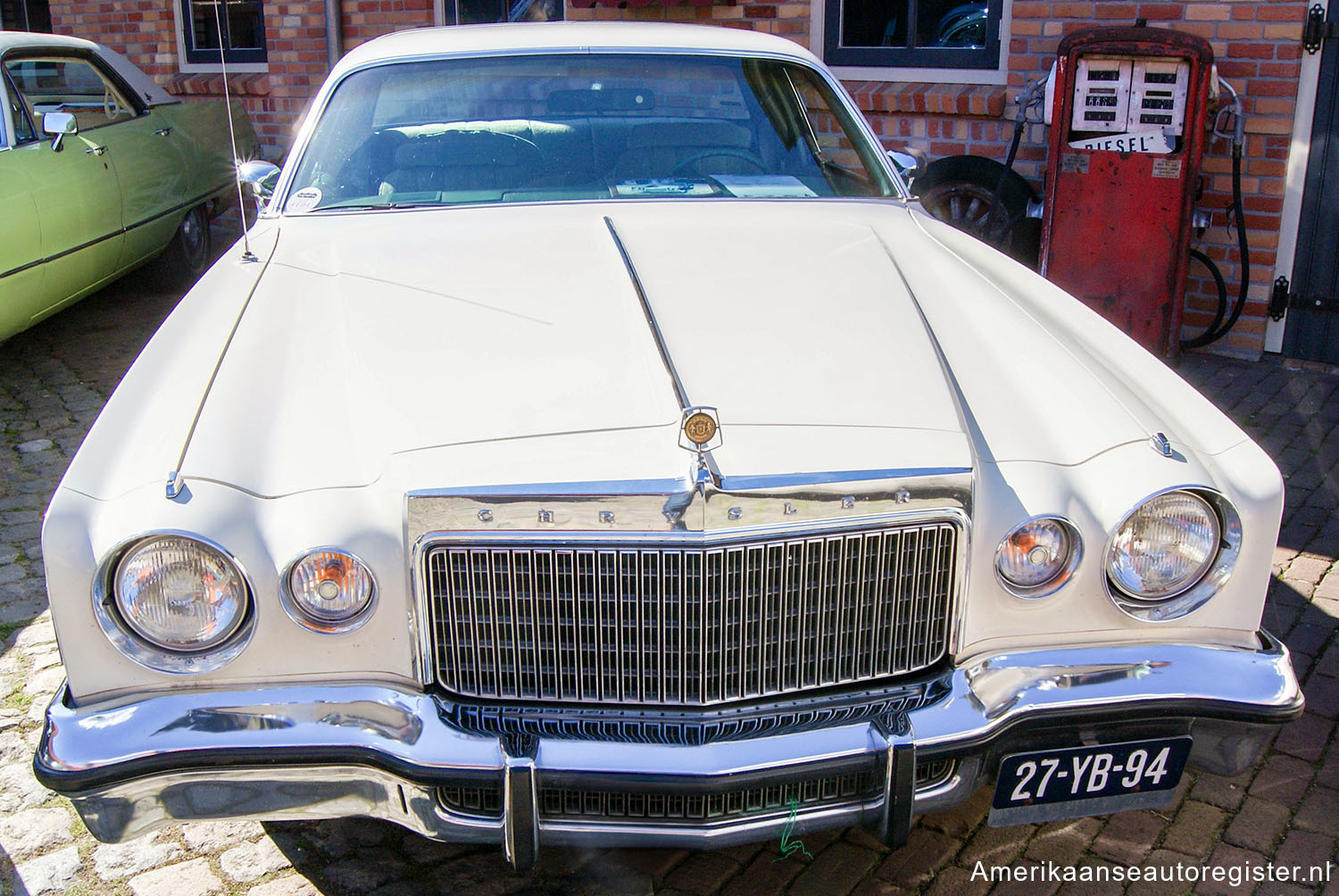 Chrysler Cordoba uit 1977