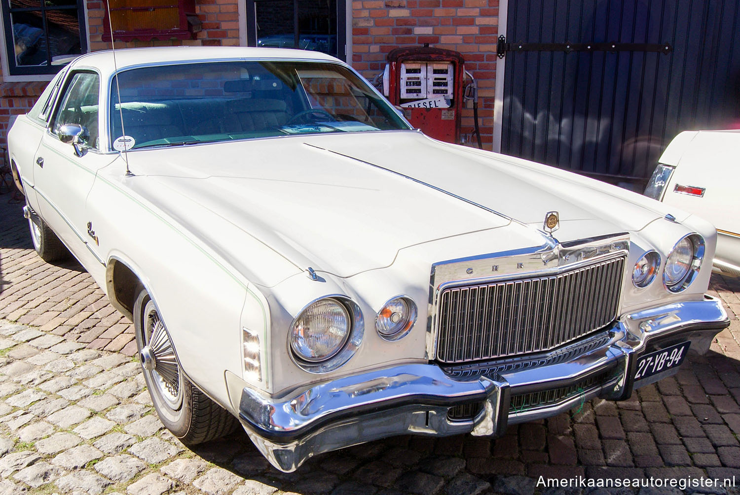 Chrysler Cordoba uit 1977