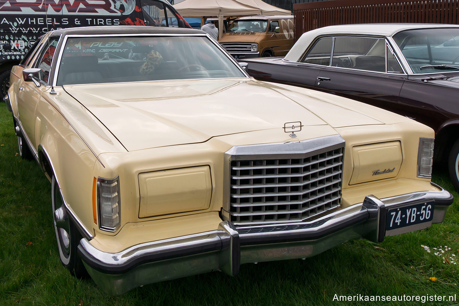 Ford Thunderbird uit 1977
