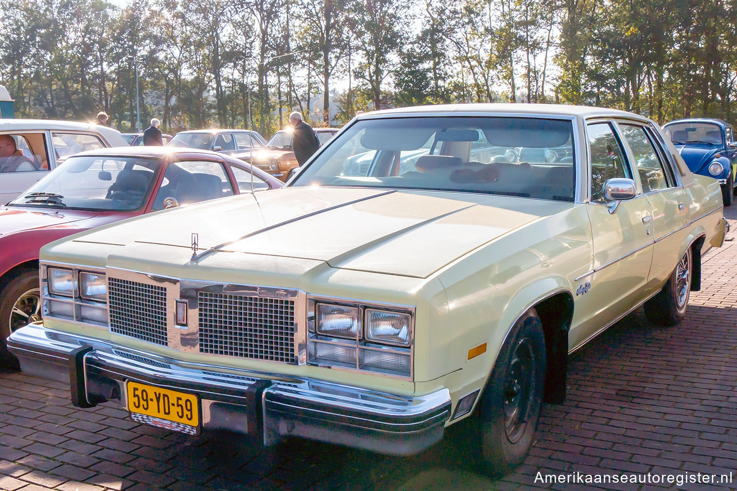 Oldsmobile Ninety-Eight uit 1977