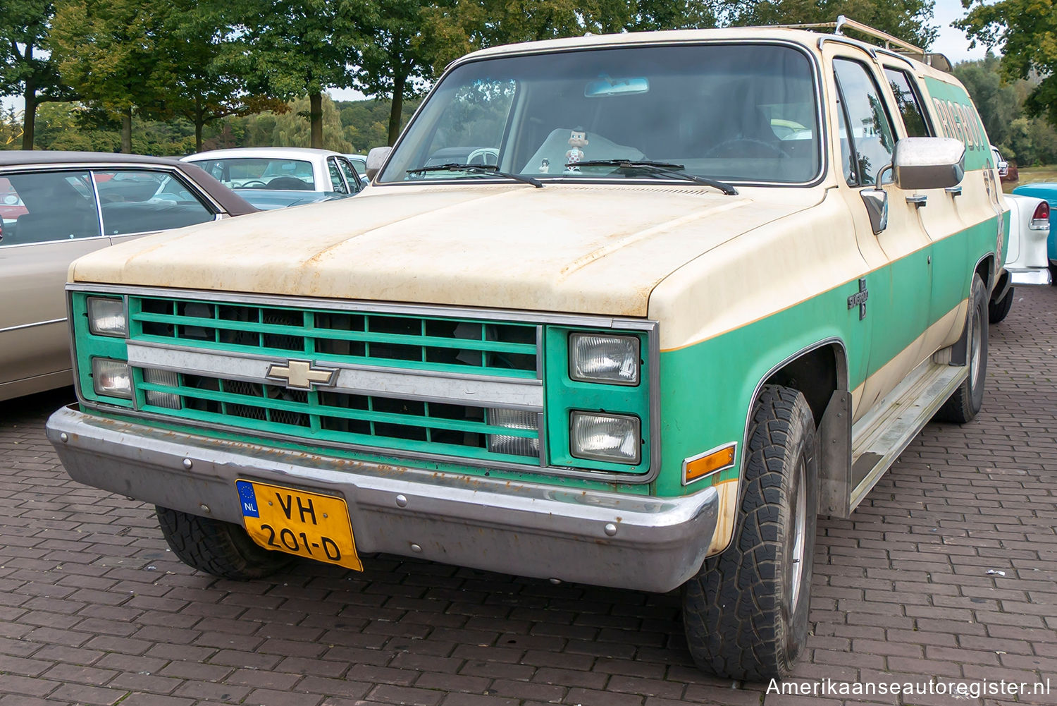 Chevrolet Suburban uit 1985