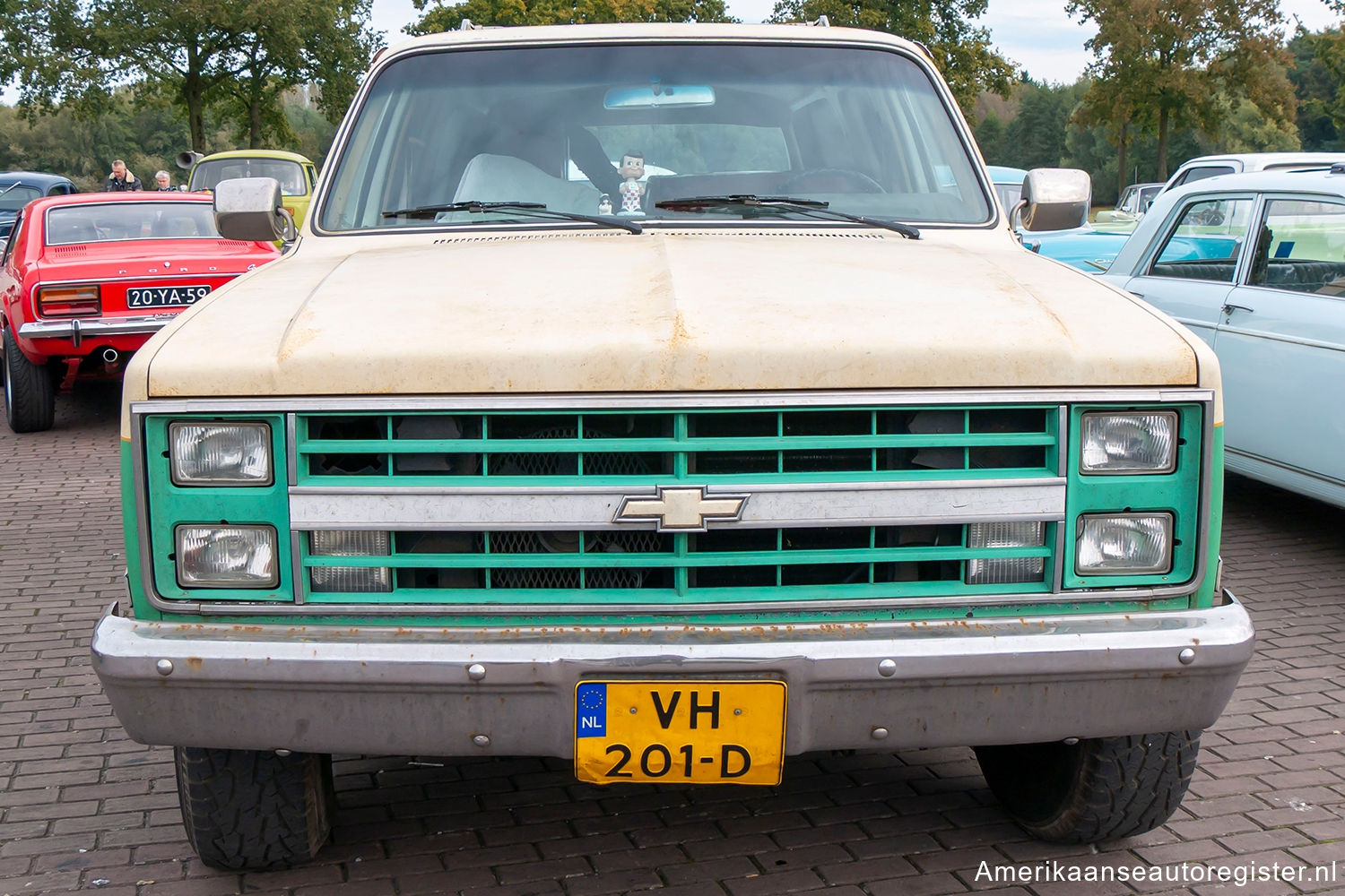 Chevrolet Suburban uit 1985