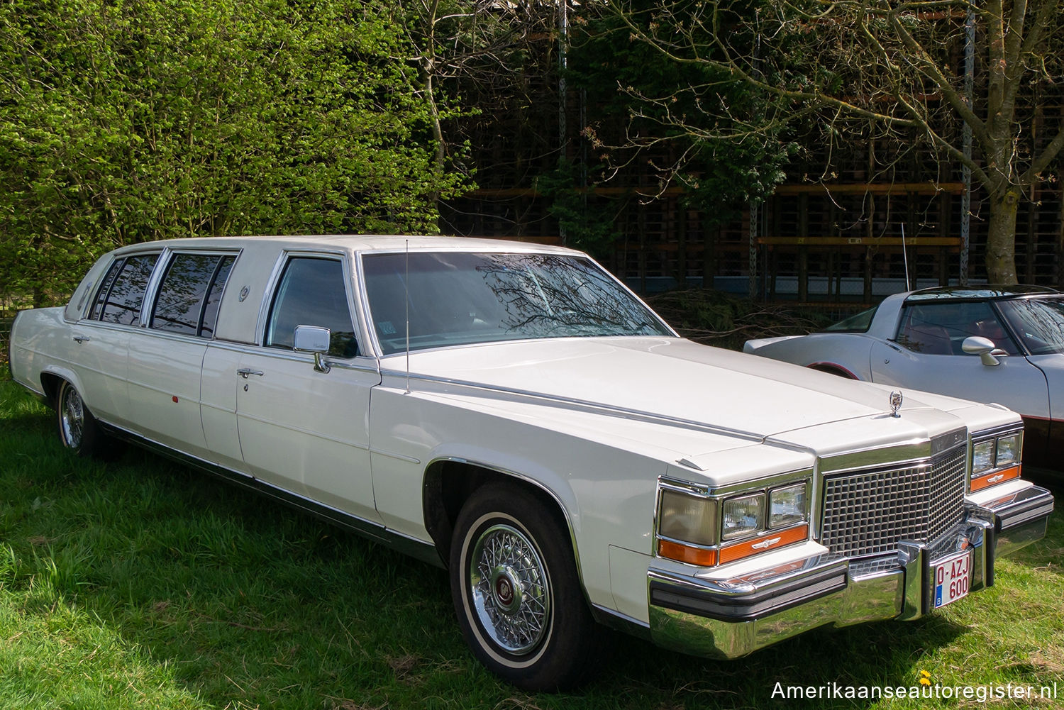 Cadillac Brougham uit 1987