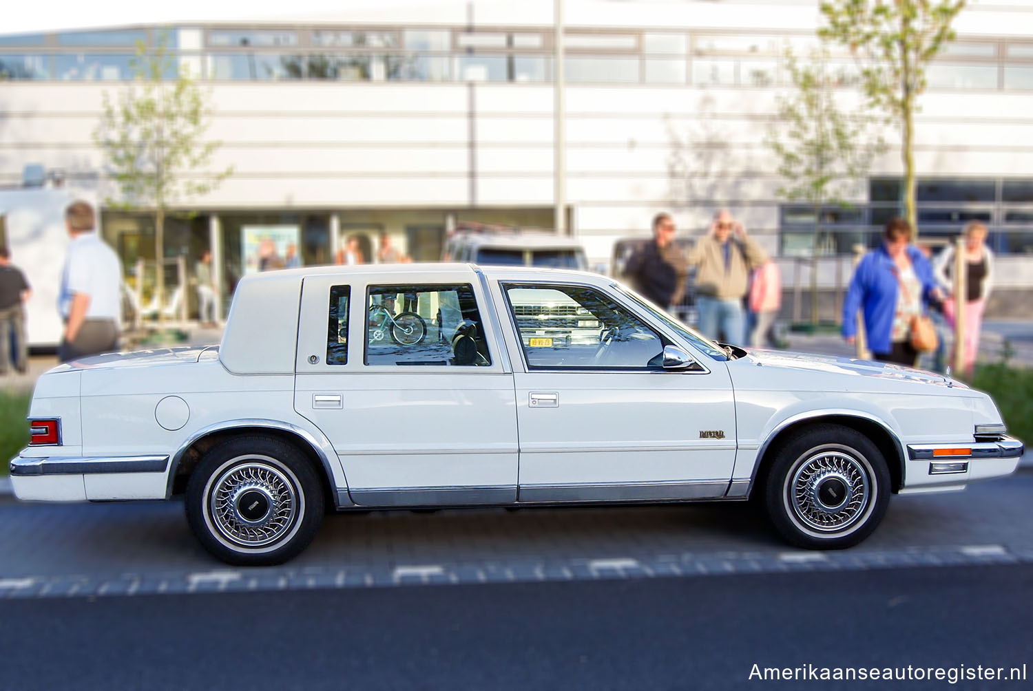 Chrysler Imperial uit 1990