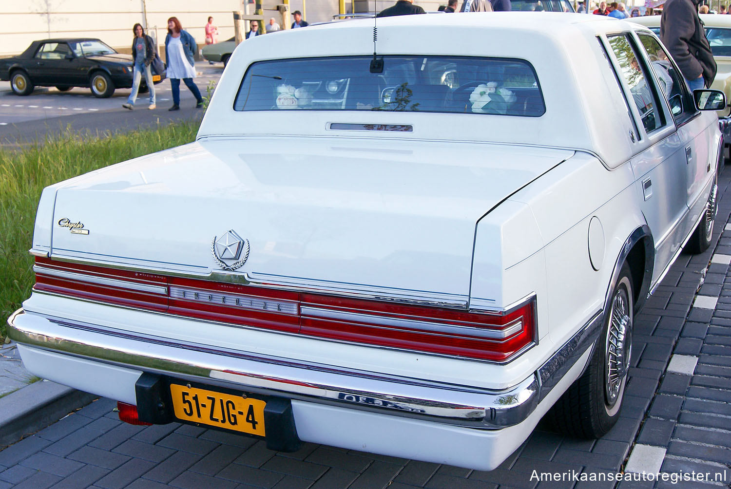 Chrysler Imperial uit 1990