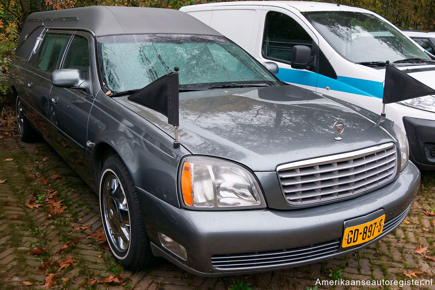 Cadillac DeVille uit 2000