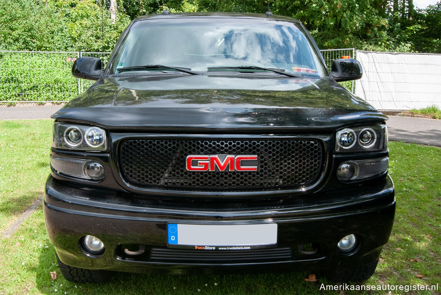 Gmc Yukon Denali uit 2001
