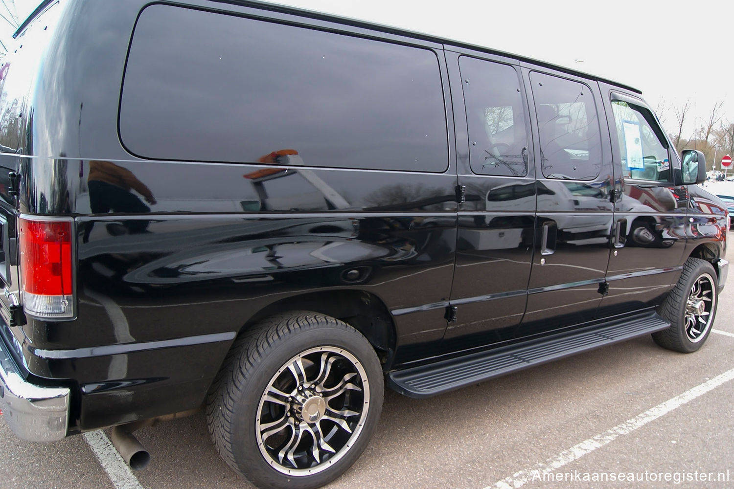 Ford E-Series uit 2008