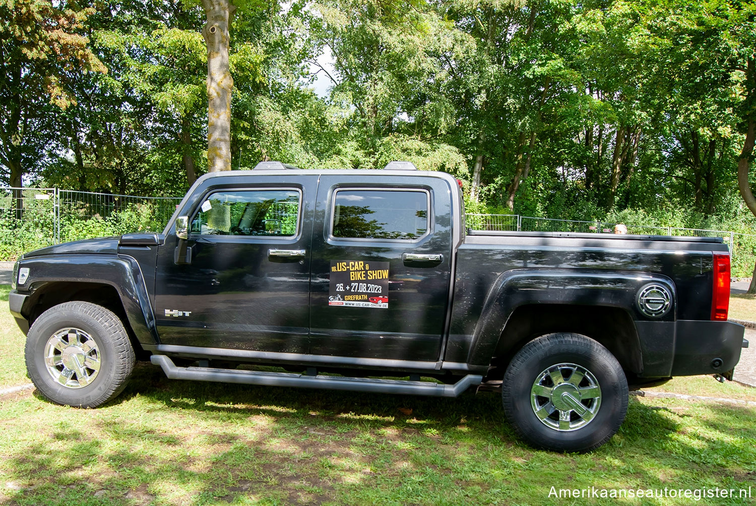 Hummer H3T uit 2009